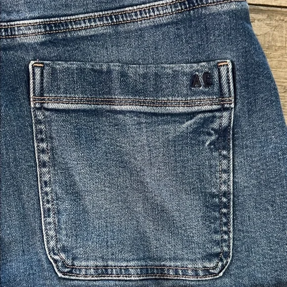 American Eagle Outfitters Dark Blue Jean Shorts - Picture 6 of 8
